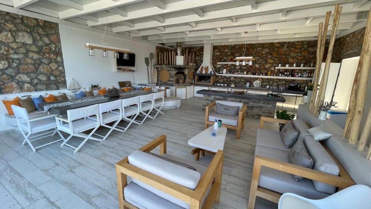 Theros Luxury Villas Damatria Екстериор снимка