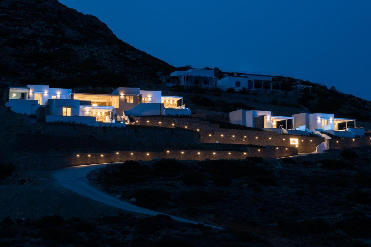 Theros Luxury Villas Damatria Екстериор снимка