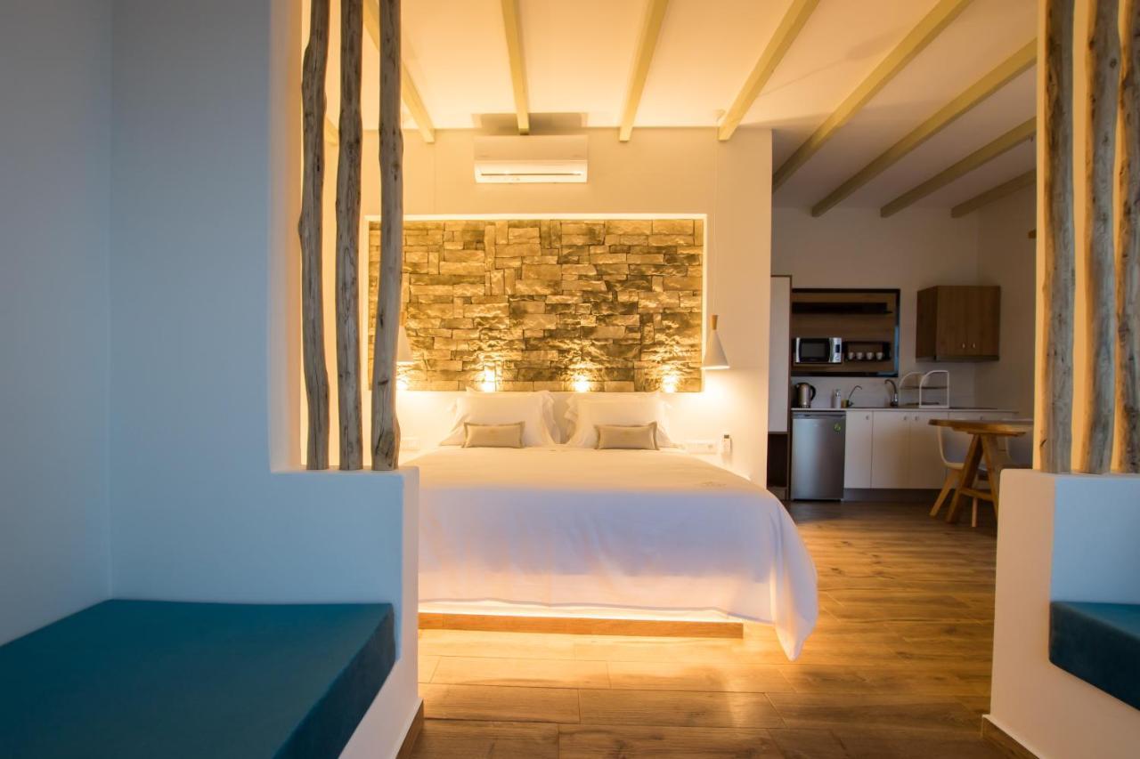 Theros Luxury Villas Damatria Екстериор снимка